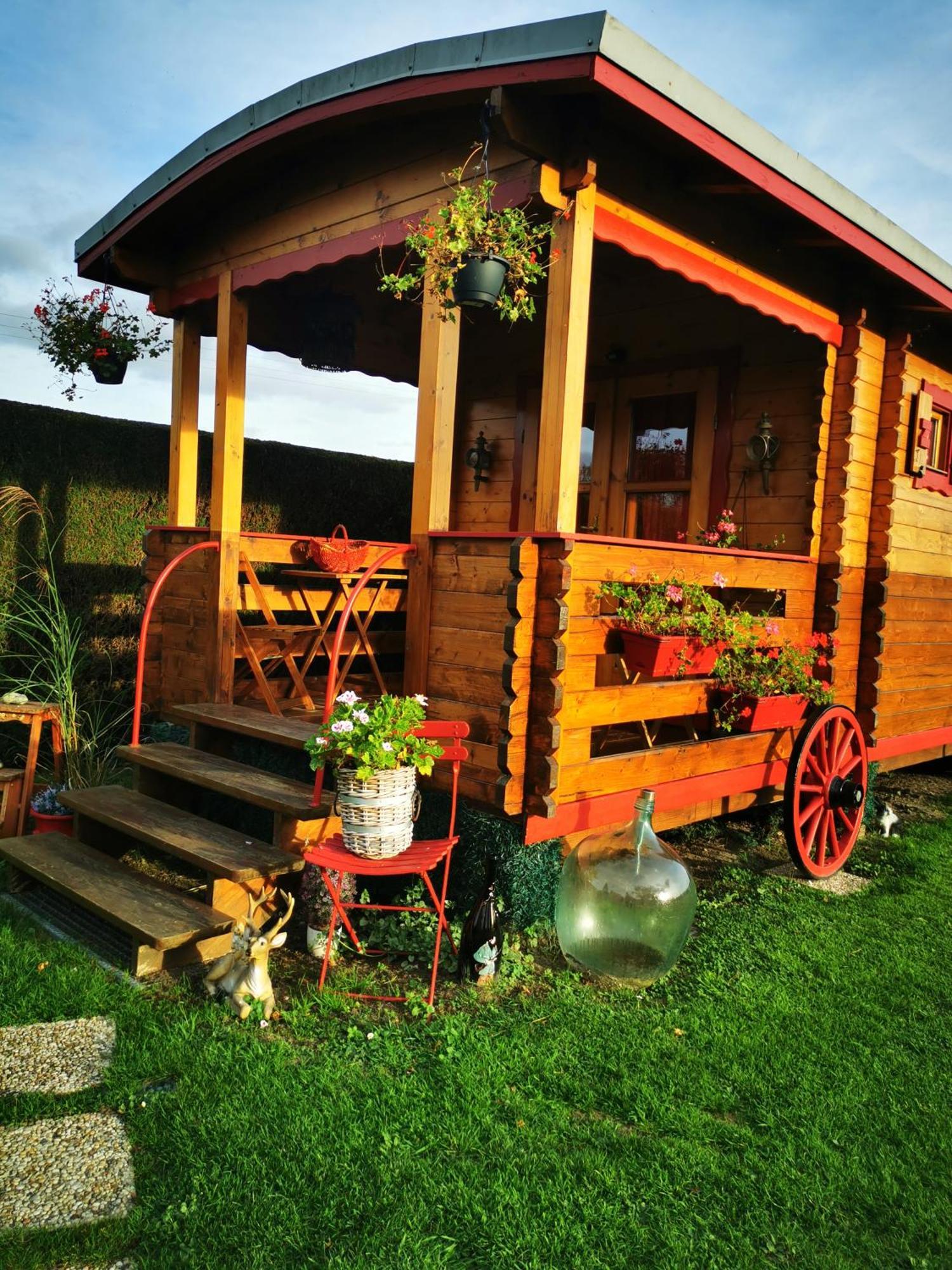 Bed and Breakfast Roulotte La Passe Pierre Pendé Exterior foto